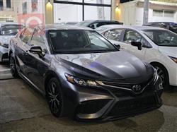 تۆیۆتا کامری